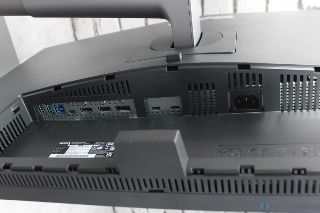 BenQ PD3220U Connectivity Options