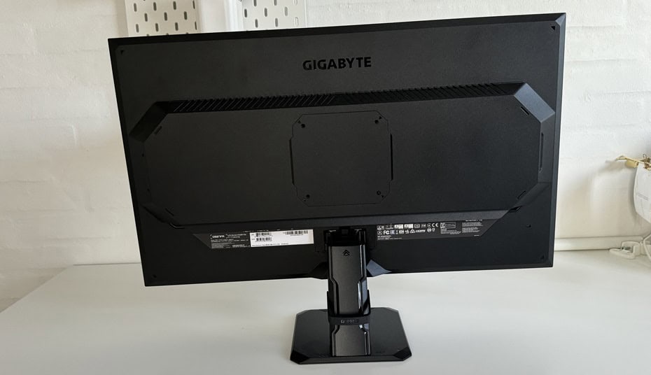 Gigabyte GS27FA Back