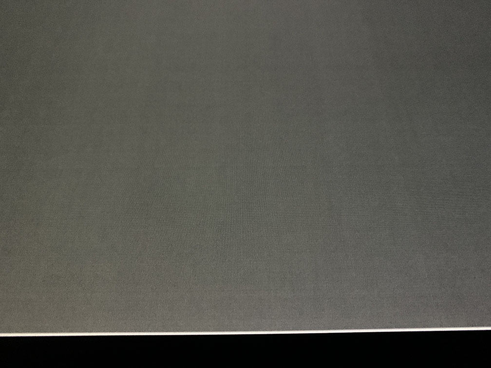 W OLED Gray Uniformity